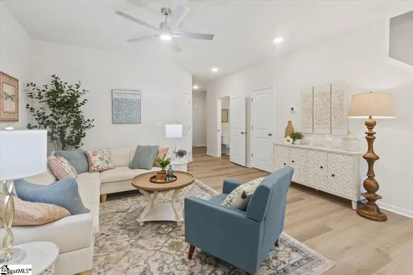 $231,820 | 6 Stoneview Way, Taylors, SC 29687