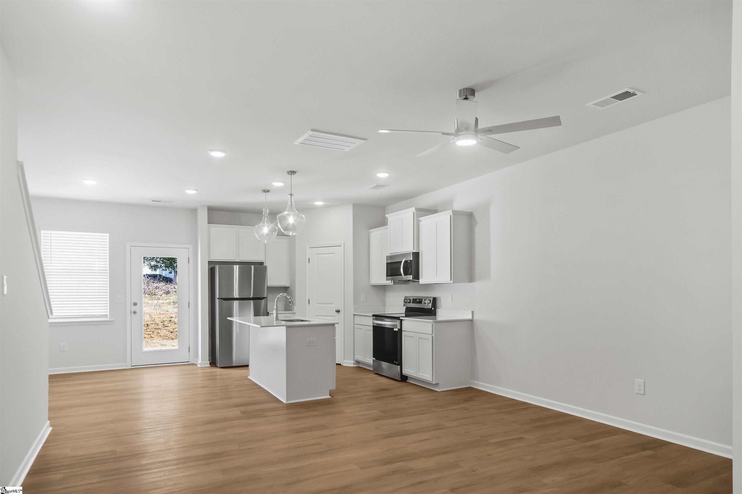 6 Stoneview Way Taylors, SC 29687 - Photo 8 of 50