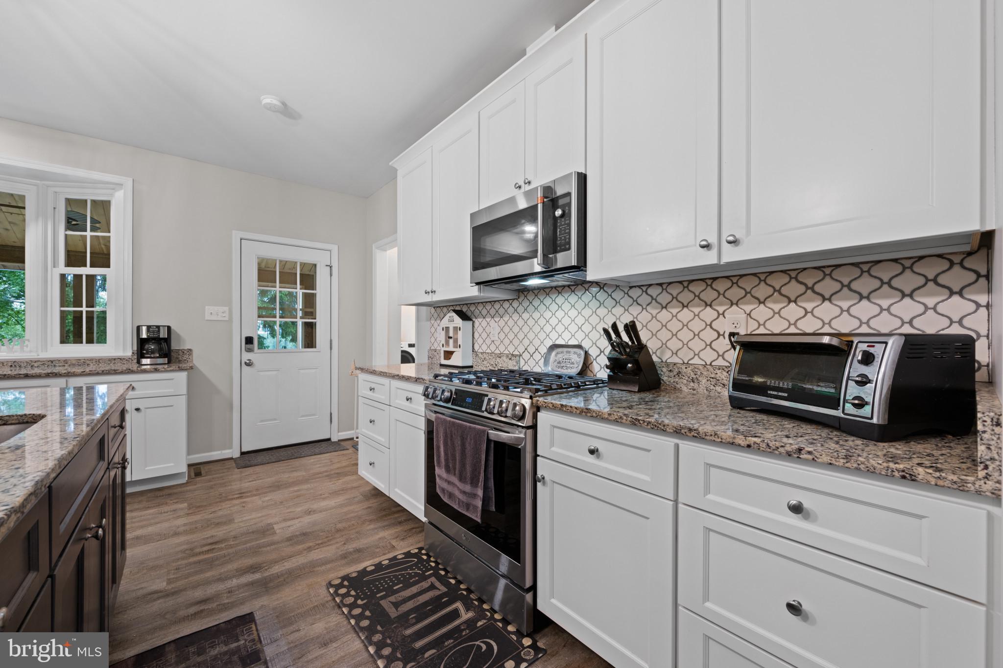 8730 Mapleville Road Mount Airy, MD 21771 - Photo 23 of 91
