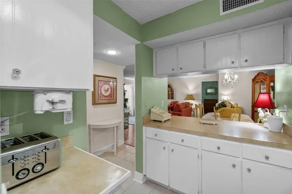 $198,000 | 3277 Fox Chase Circle, Unit 105, Palm Harbor, FL 34683