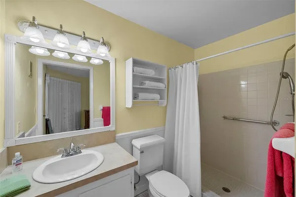 $198,000 | 3277 Fox Chase Circle, Unit 105, Palm Harbor, FL 34683