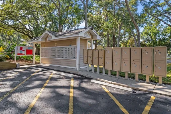 $198,000 | 3277 Fox Chase Circle, Unit 105, Palm Harbor, FL 34683