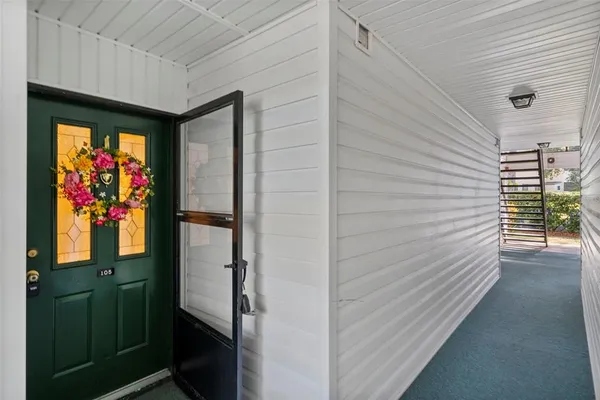 $198,000 | 3277 Fox Chase Circle, Unit 105, Palm Harbor, FL 34683