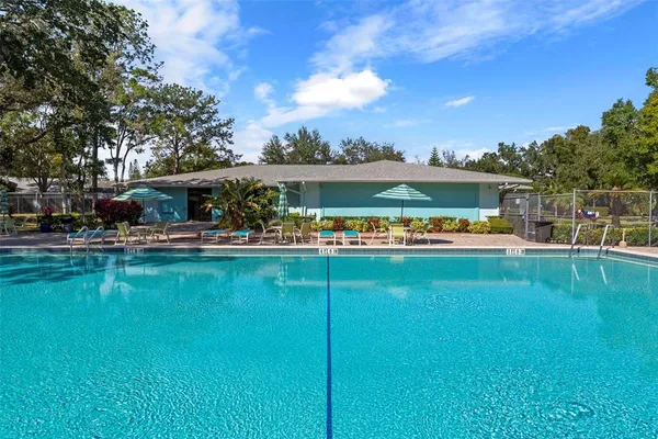 $198,000 | 3277 Fox Chase Circle, Unit 105, Palm Harbor, FL 34683