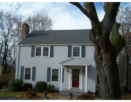 22 Button Street Worcester, MA 01606 - Photo 3 of 21 Gallery Image 3