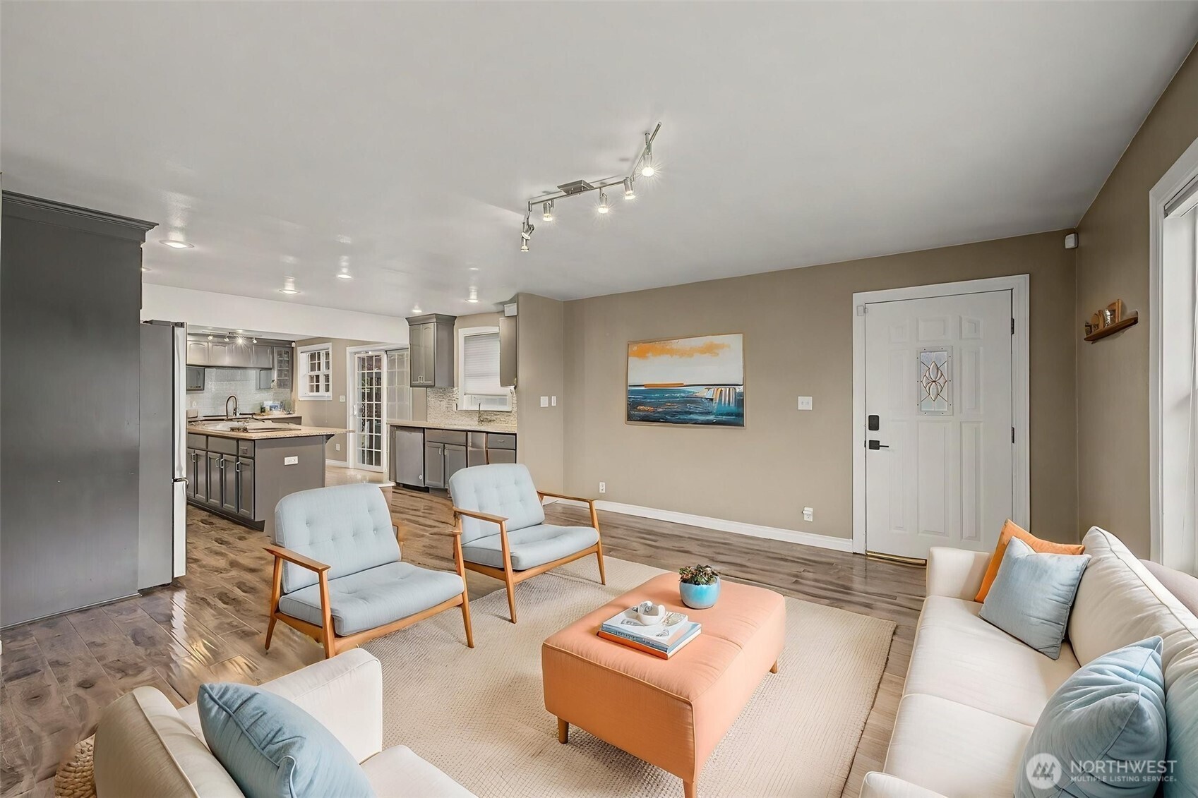 2502 Northeast 7th Street Renton, WA 98056 - Photo 5 of 21