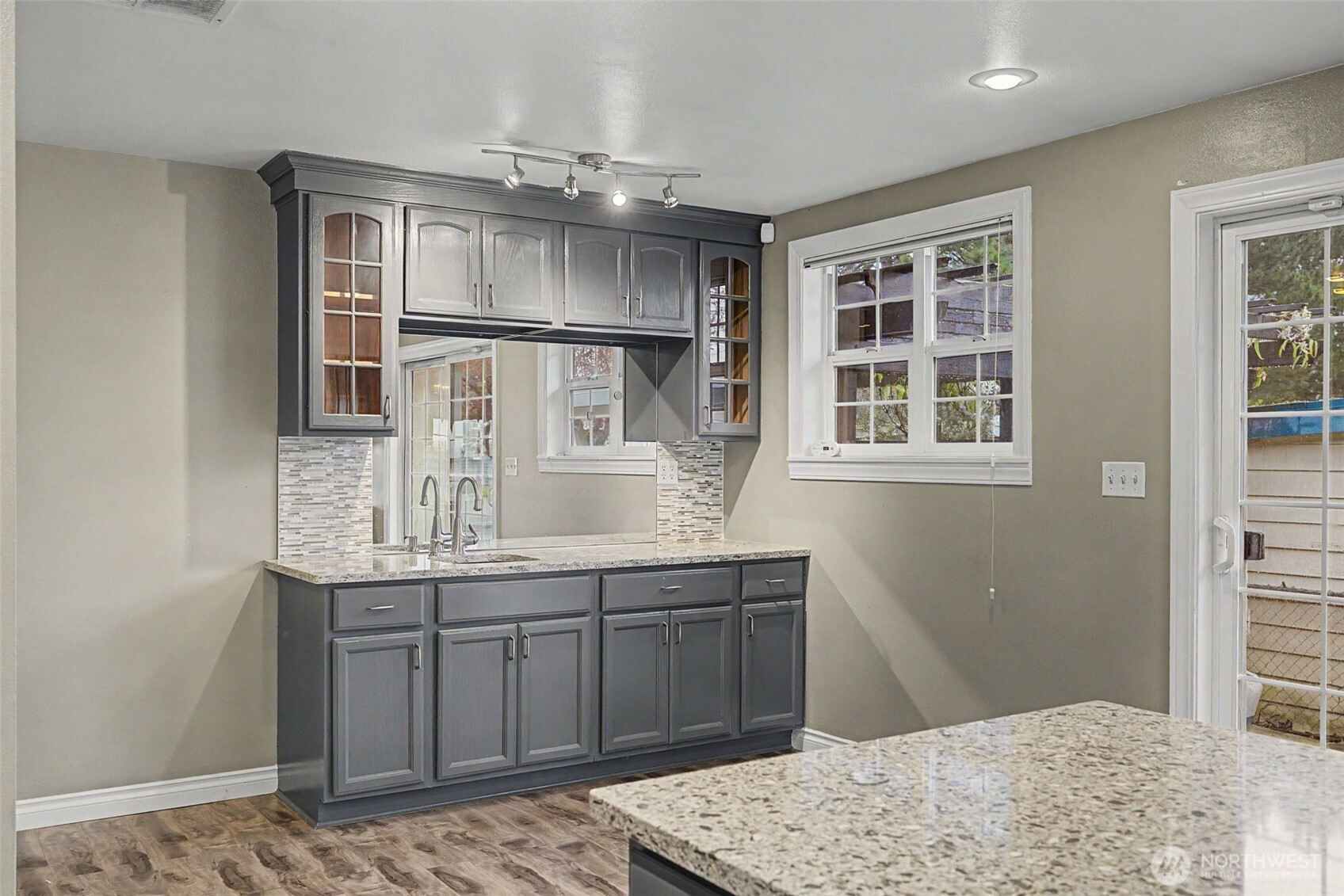 2502 Northeast 7th Street Renton, WA 98056 - Photo 9 of 21