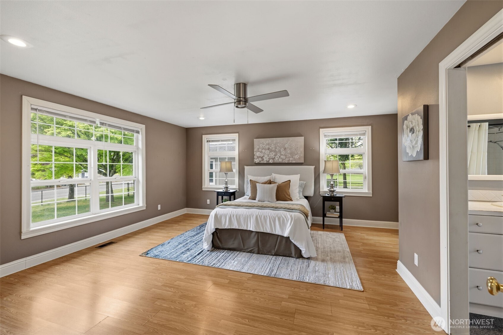 2502 Northeast 7th Street Renton, WA 98056 - Photo 10 of 24