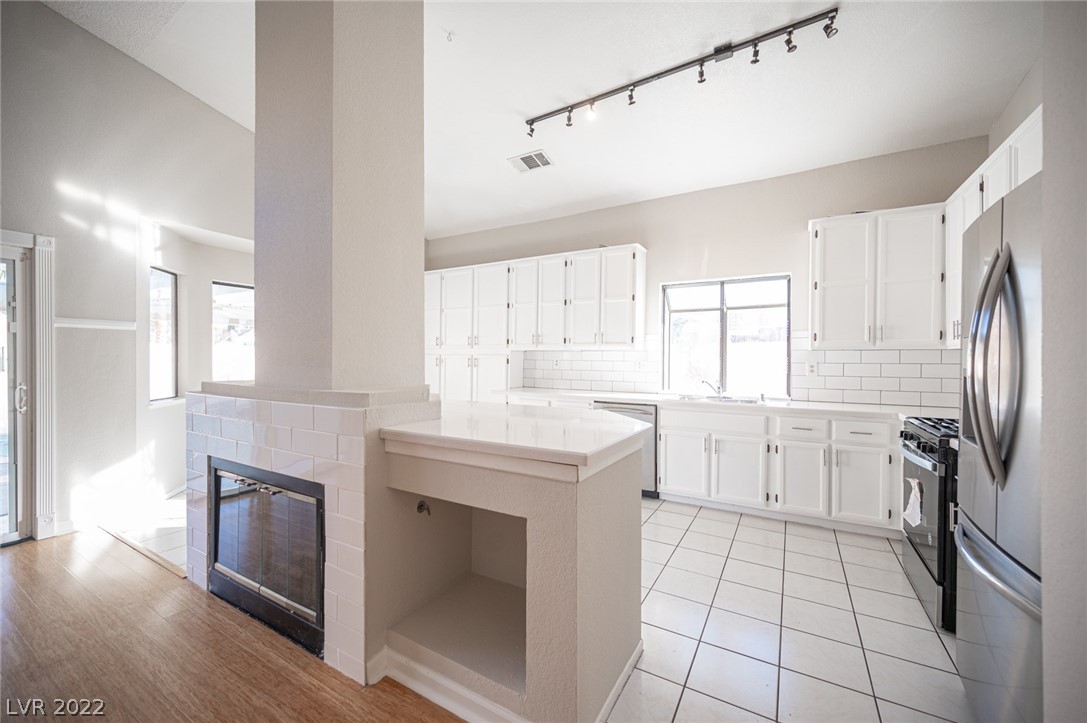 3328 Agustine Circle Las Vegas, NV 89117 - Photo 36 of 66