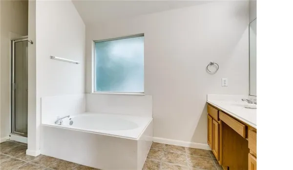 $2,095 | 1821 Briarton Lane North, Round Rock, TX 78665