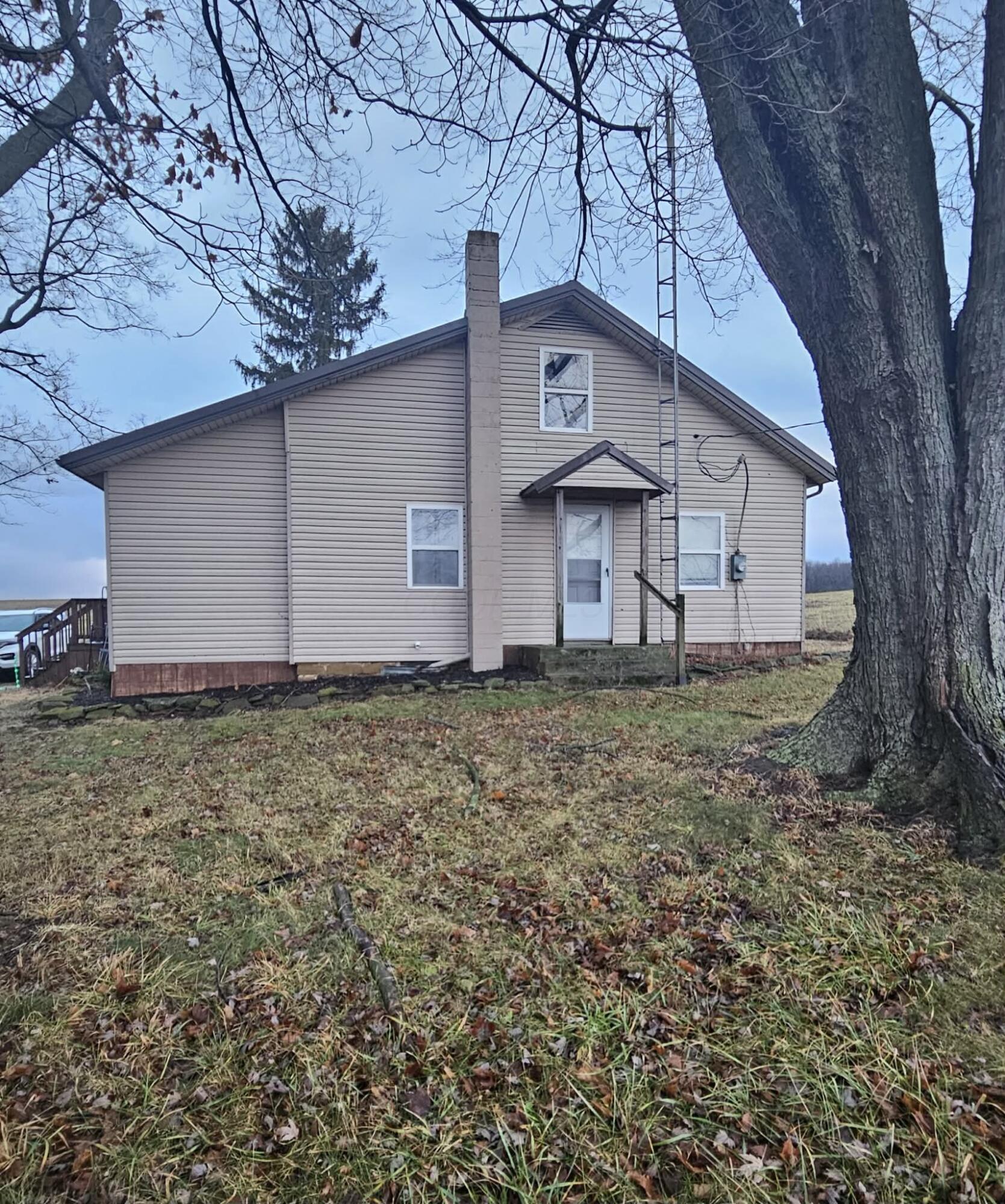 12142 Cooksey Road Utica, OH 43080 - Photo 3 of 11 1000027618