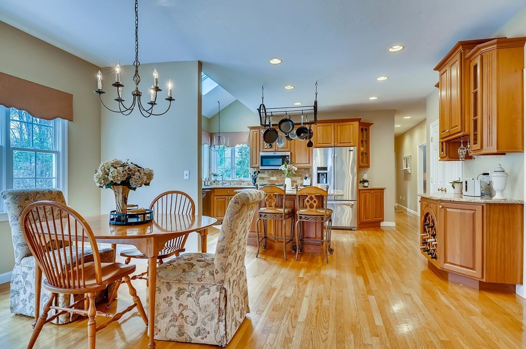 48 Little Pond Road Northborough, MA 01532 - Photo 8 of 38 Gallery Image 8