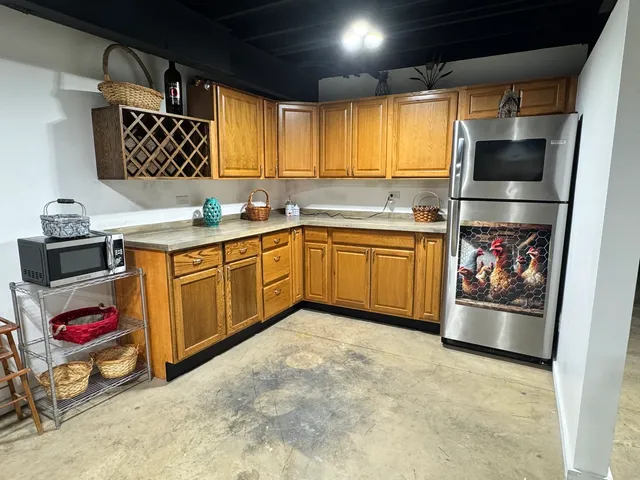 $329,900 | 2728 West Brooklyn Road, Compton, IL 61318