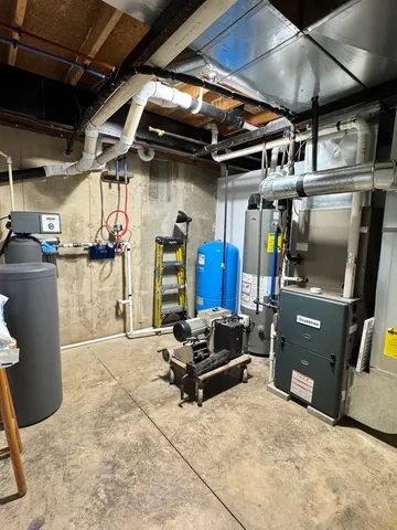 $329,900 | 2728 West Brooklyn Road, Compton, IL 61318