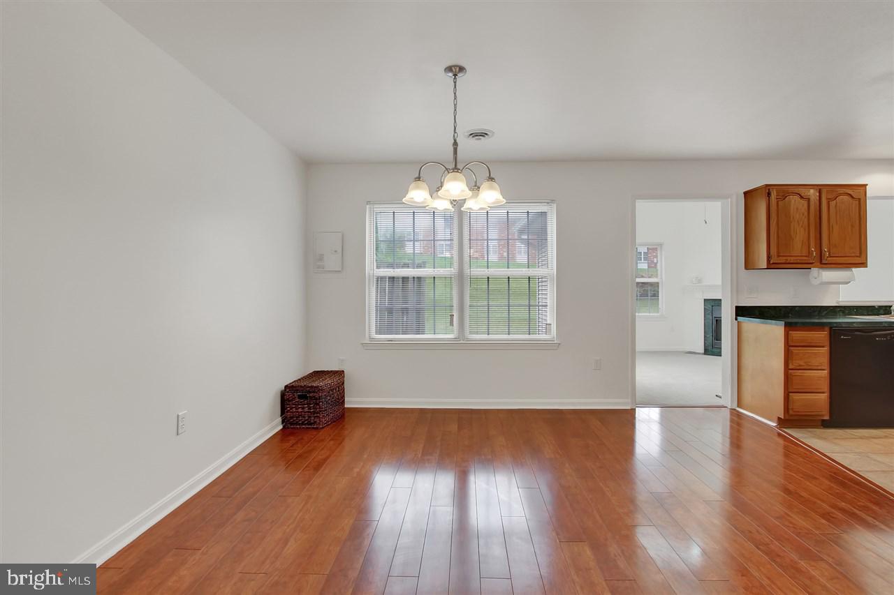 2940 Robin Road York, PA 17404 - Photo 5 of 27 Gallery Image 5