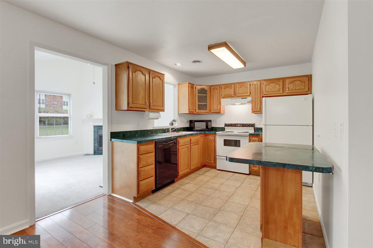 2940 Robin Road York, PA 17404 - Photo 7 of 27 Gallery Image 7