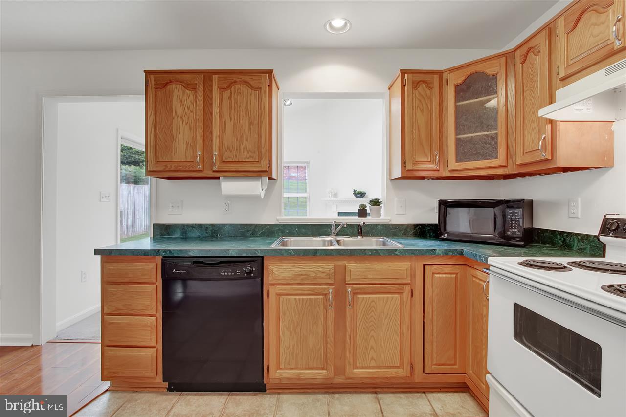 2940 Robin Road York, PA 17404 - Photo 10 of 27 Gallery Image 10
