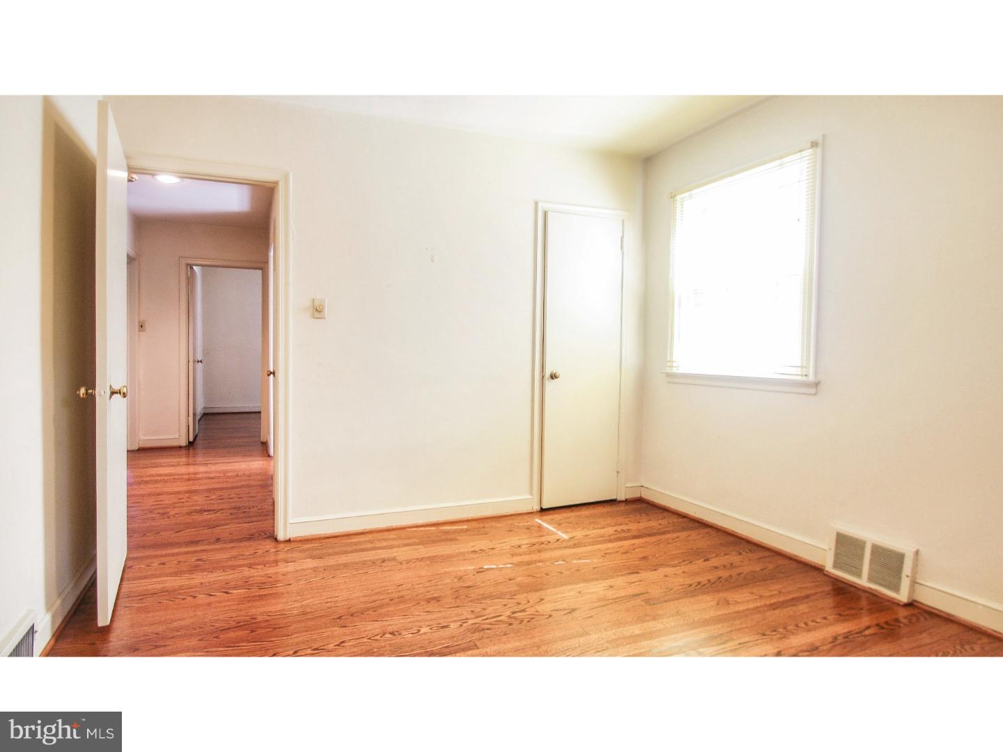 1137 Coventry Road Cheltenham, PA 19012 - Photo 11 of 25 Gallery Image 11