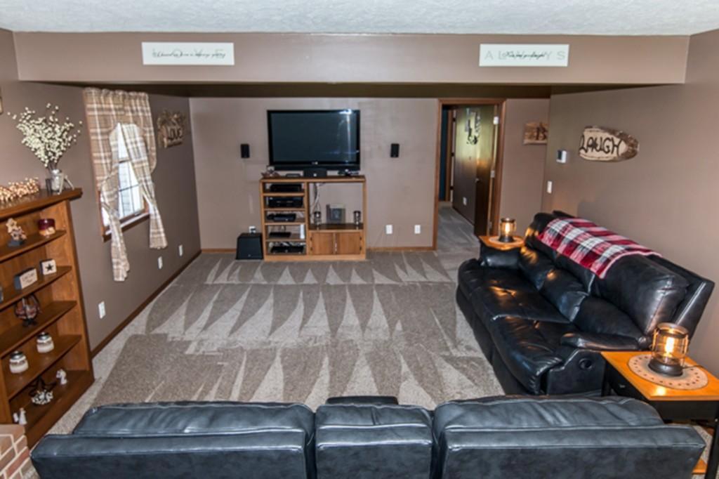 14731 Hyatt Road Mount Vernon, OH 43050 - Photo 2 of 53 Gallery Image 2