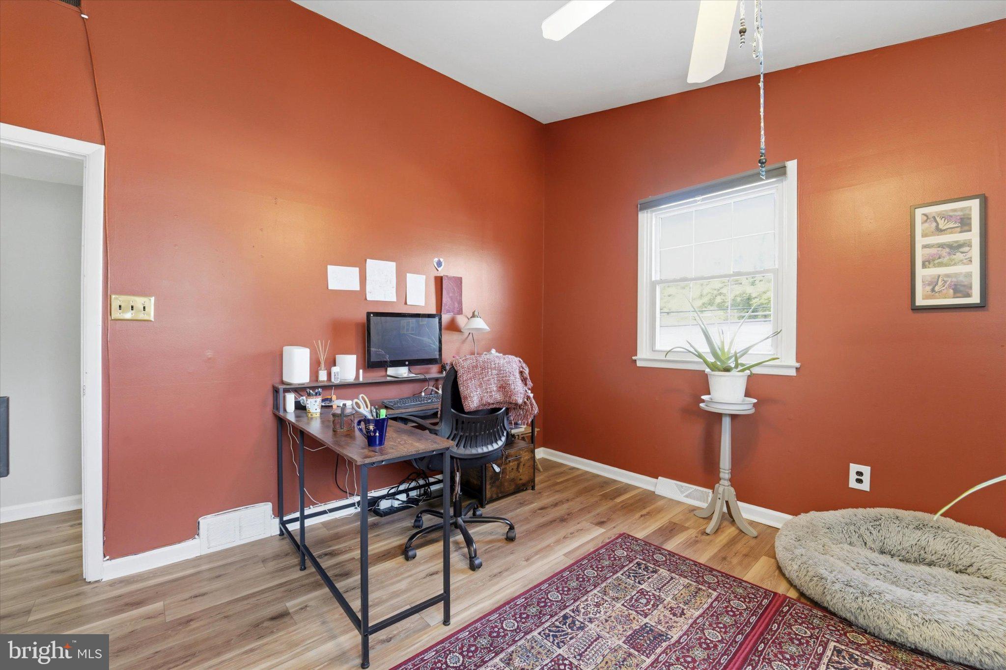 843 Sternermill Road Feasterville-Trevose, PA 19053 - Photo 29 of 49 Cozy workspace with warm hues.