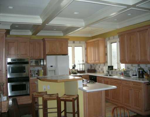 307 East Waldheim Road Fox Chapel, PA 15215 - Photo 4 of 8 Kitchen.