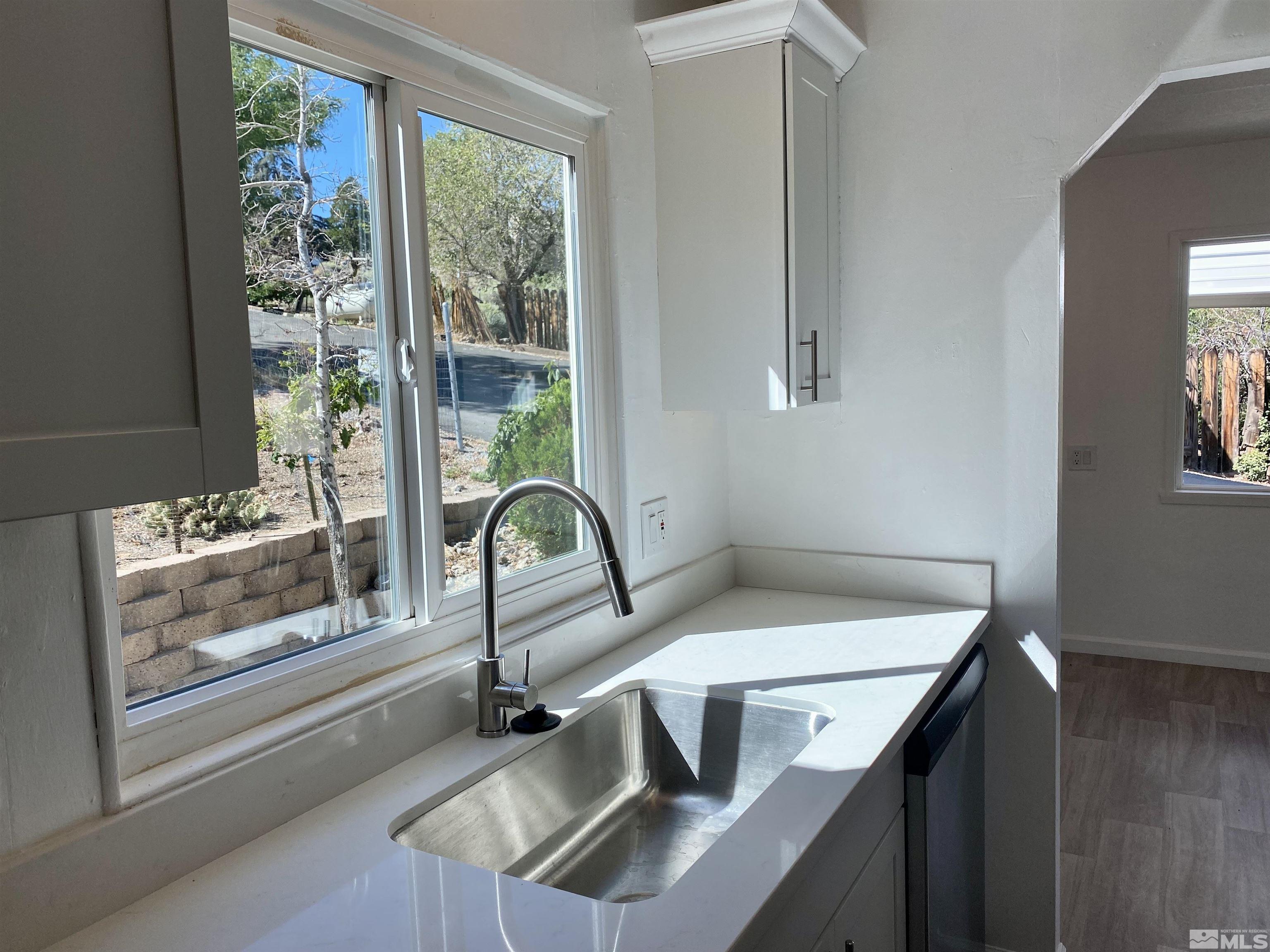 1675 Sagehen Lane Reno, NV 89506 - Photo 3 of 17 Photo 3