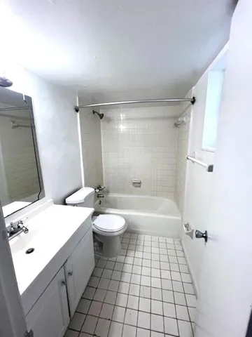 $1,350 | 1510 South Federal Highway, Unit 7, Lake Worth Beach, FL 33460