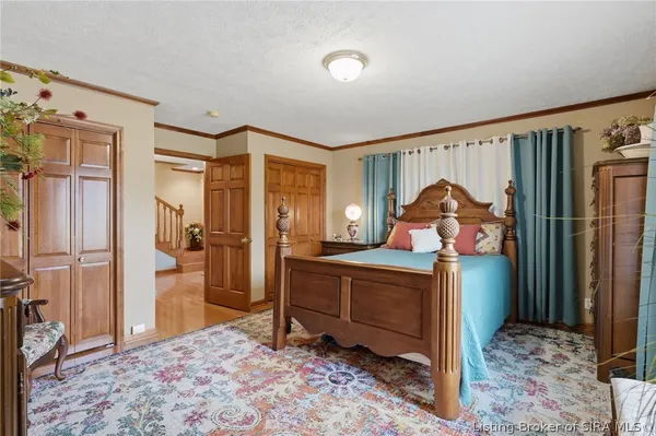 $815,000 | 7135 East Hiawatha Heights, Leavenworth, IN 47137