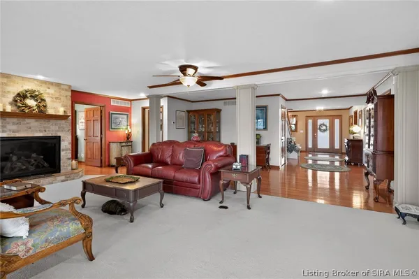 $815,000 | 7135 East Hiawatha Heights, Leavenworth, IN 47137