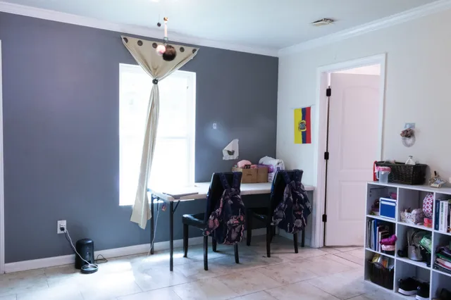 a view of a backyard with garden