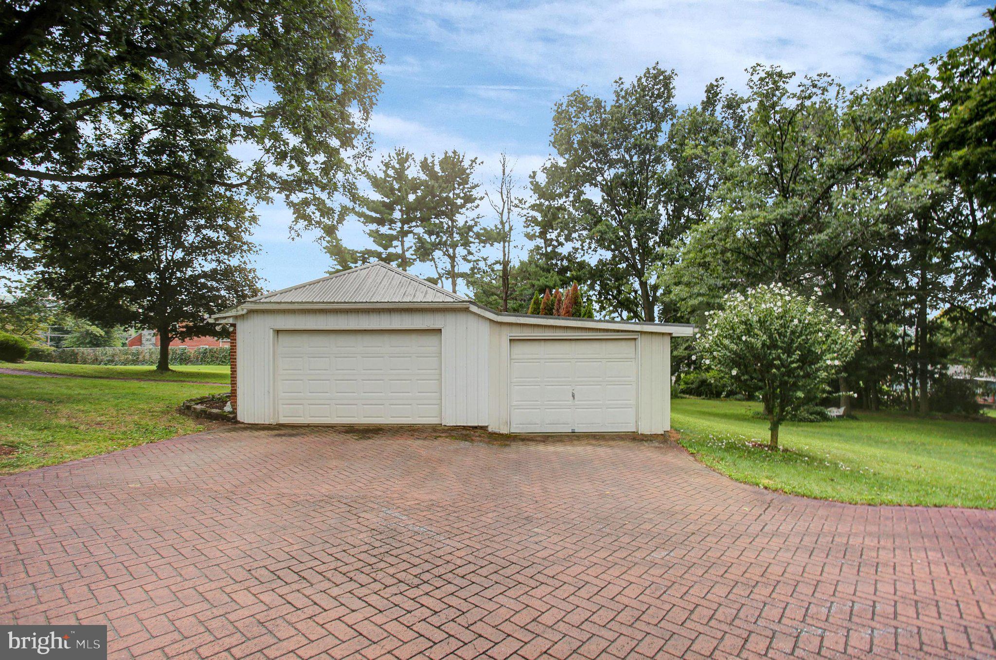 13253 Old Mill Road Waynesboro, PA 17268 - Photo 76 of 90 2-car detached garage