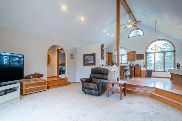 $309,000 | 11618 35th Street Southeast, Valley City, ND 58072