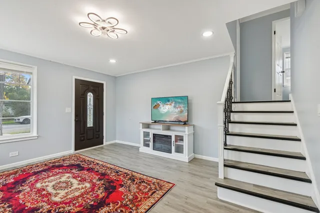 $479,900 | 8846 Austin Avenue, Morton Grove, IL 60053