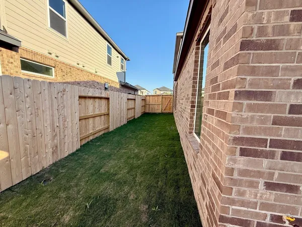 $2,950 | 22142 Paula Bluff Lane, Cypress, TX 77433