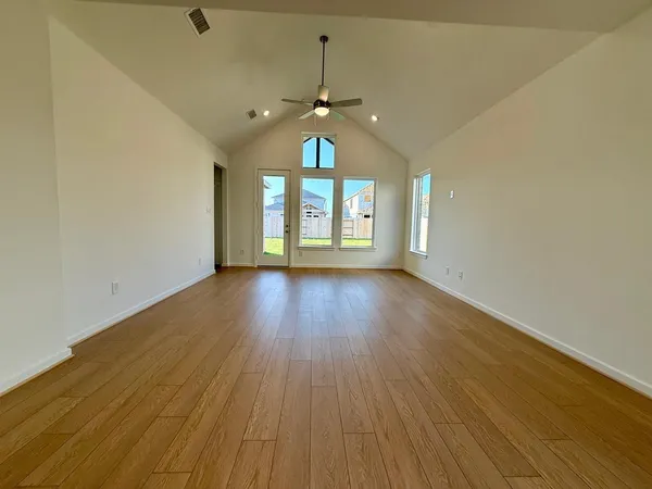 $2,950 | 22142 Paula Bluff Lane, Cypress, TX 77433