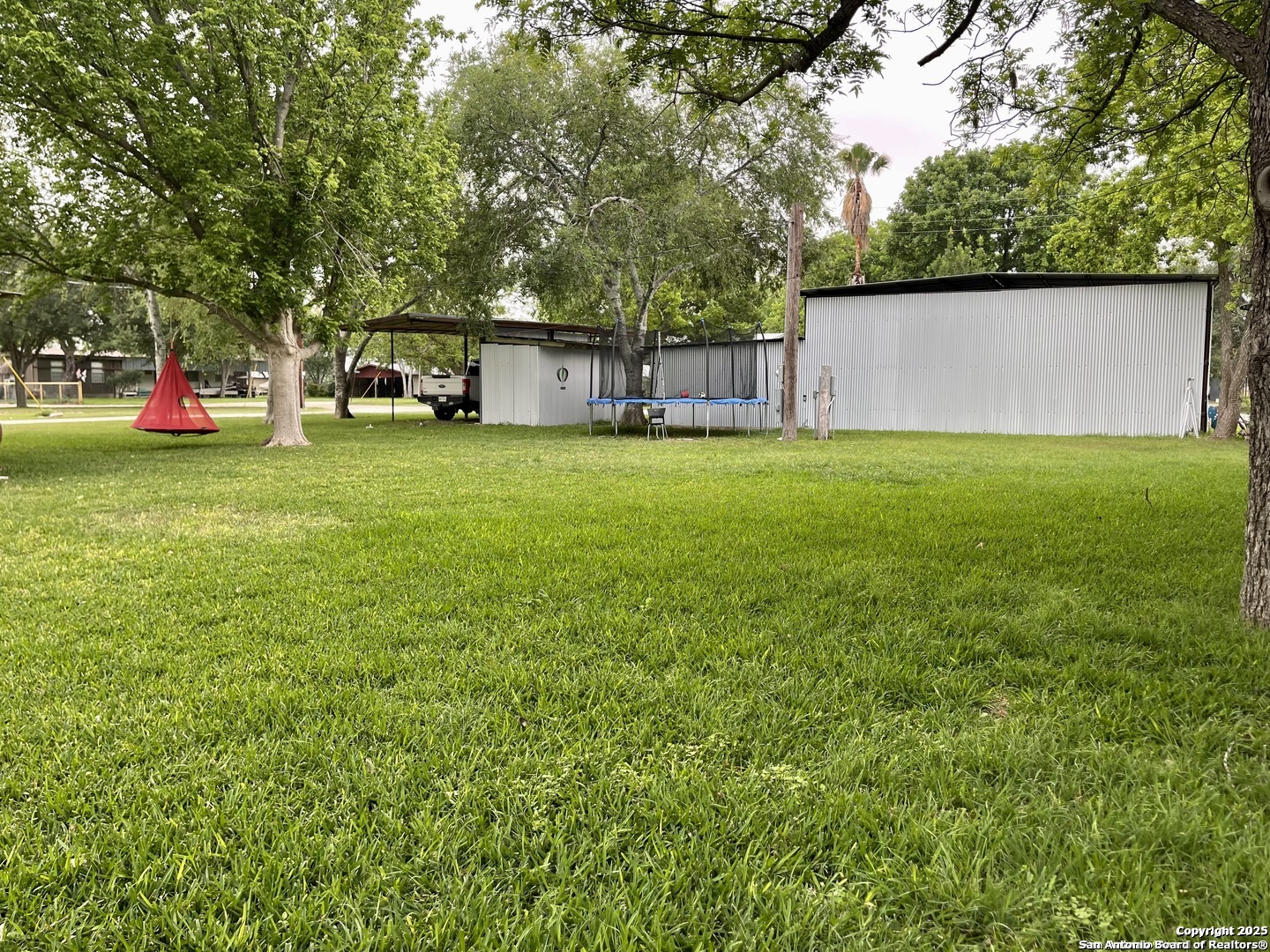 21 Hula Popper Loop Crystal City, TX 78839 - Photo 4 of 4 a view of outdoor space and yard