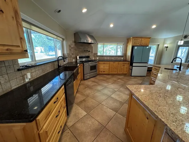 $499,000 | 3308 Royal View Drive, Willow Park, TX 76087