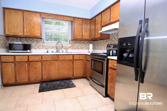 24650 Olive Street Elberta, AL 36530 - Photo 10 of 23 Kitchen