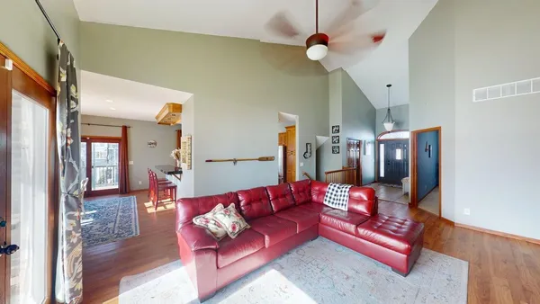 $675,000 | 23441 735th Avenue, Dassel, MN 55325