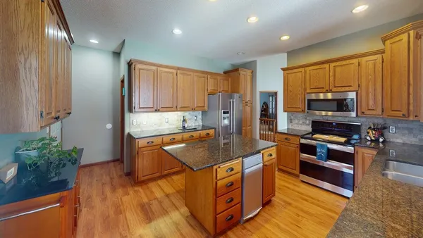 $675,000 | 23441 735th Avenue, Dassel, MN 55325