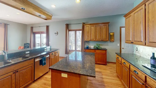 $675,000 | 23441 735th Avenue, Dassel, MN 55325