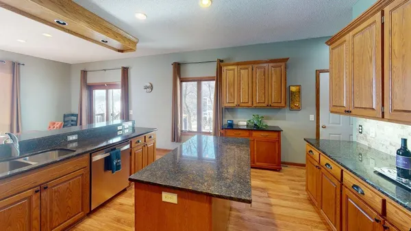 $675,000 | 23441 735th Avenue, Dassel, MN 55325