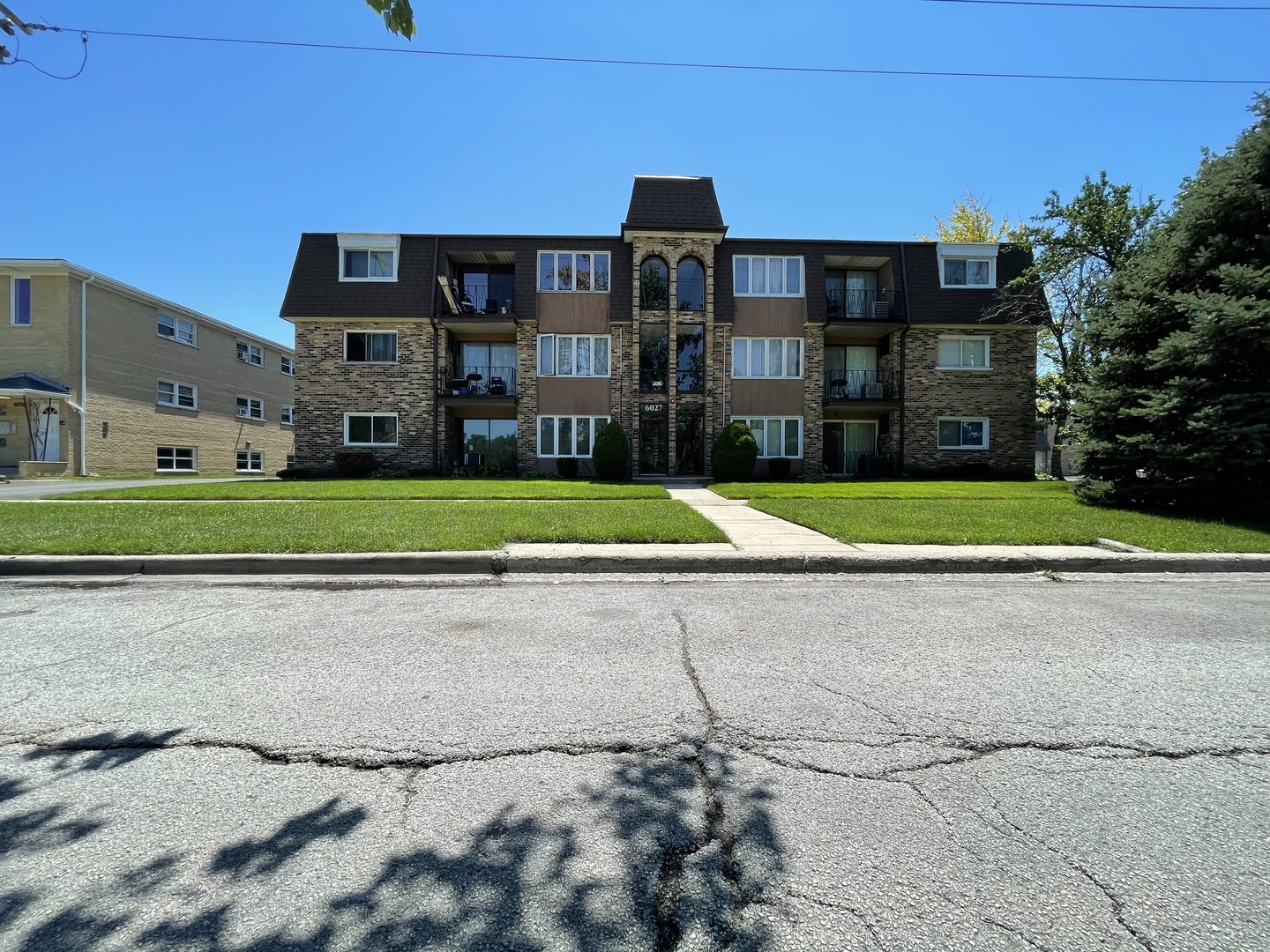 6027 103rd Street, Unit 3C Chicago Ridge, IL 60415 - Photo 1 of 13