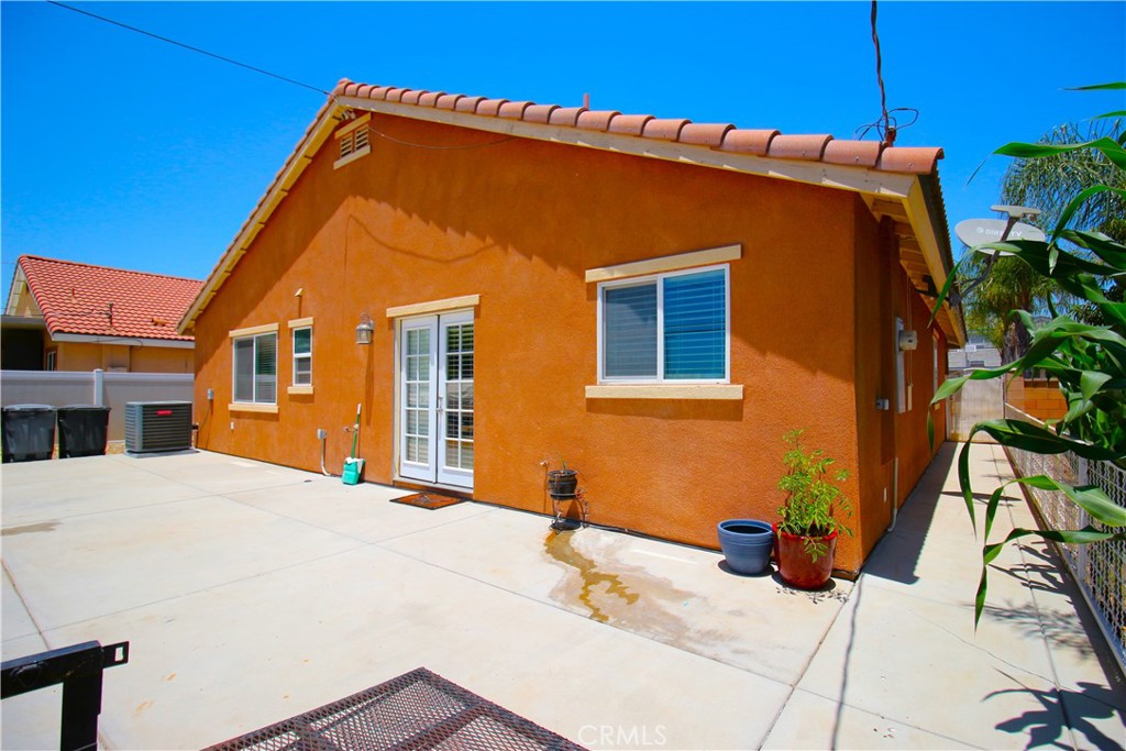 339 7th Street Perris, CA 92570 - Photo 22 of 26