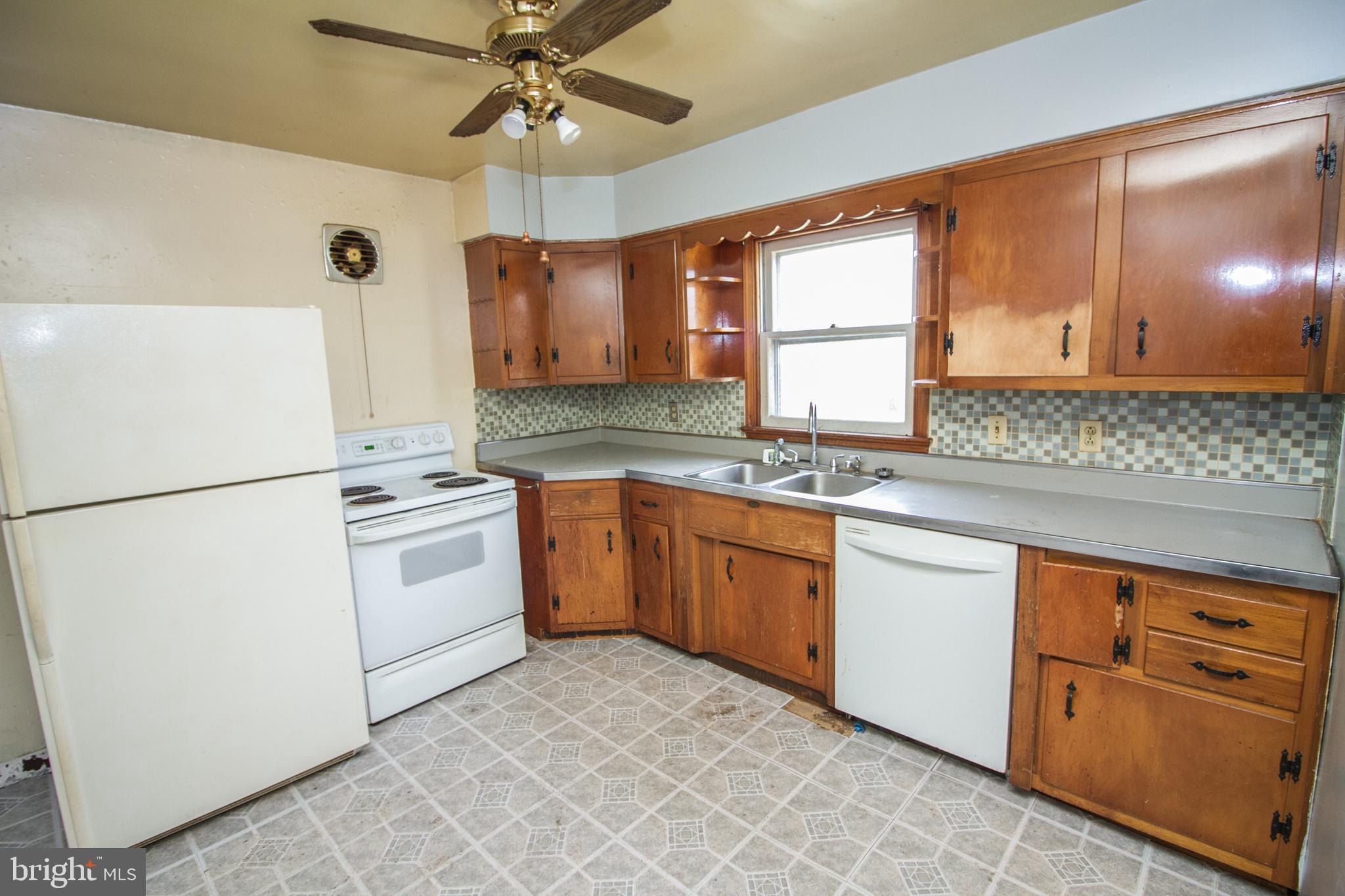 54 Harvard Road Hagerstown, MD 21742 - Photo 9 of 28 Gallery Image 9