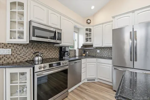 $899,000 | 29 Acme Avenue, Bethpage, NY 11714