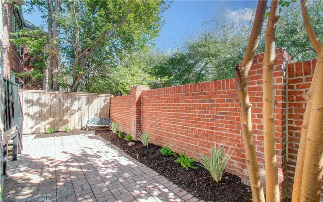 $3,500 | 1931 Woodbury Street, Houston, TX 77030