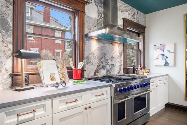 $825,000 | 2930 Campbell Street, Kansas City, MO 64109