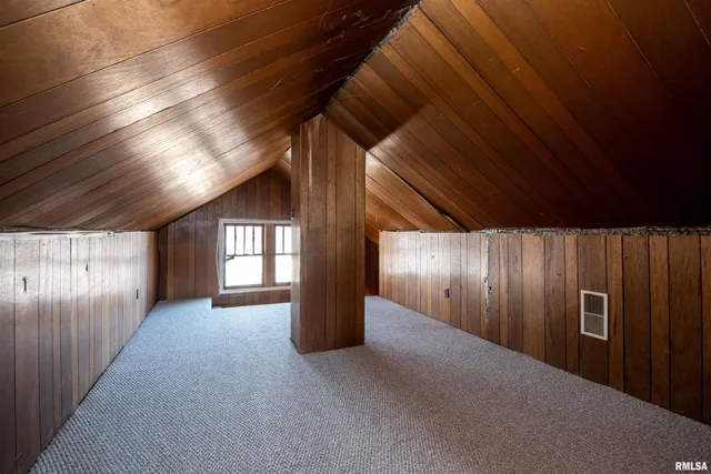 $115,000 | 331 McKinley Street, East Peoria, IL 61611