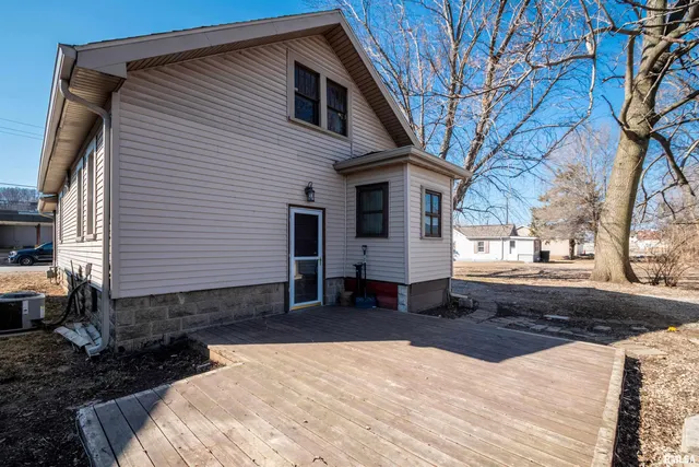 $115,000 | 331 McKinley Street, East Peoria, IL 61611